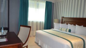 Premium bedding, down duvets, pillow-top beds, in-room safe