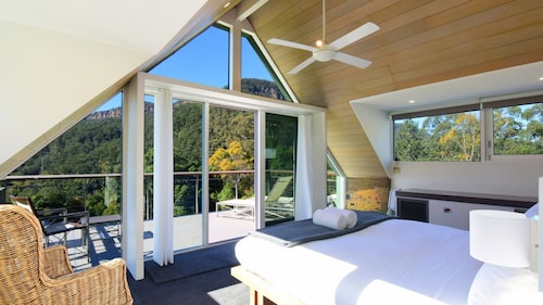 Yeola - Rehevä sijainti joelle!