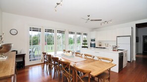 Dining - Rivermist - Luxury 6 bedrooms & 6 bathrooms! (KANGAROO VALLEY)