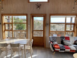 Télévision, jeux vidéo, lecteur de DVD, vidéothèque