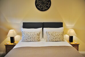 2 chambres, fer et planche Ă repasser, Wi-Fi gratuit, draps fournis