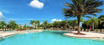 Luxurious Stylish 2 Bedroom 2 Bathroom condo with spectacular views.