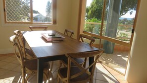 Dining - POINT BRINER 4 - MAIN BEACH VIEWS, SINGLE LOCK UP GARAGE (South West Rocks)
