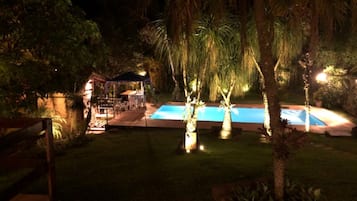 Utomhuspool