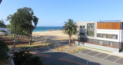 POINT BRINER 8 - TW0 BEDROOM VIEWS