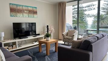 TV, DVD player
