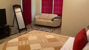 3 quartos, cofres nos quartos, Wi-Fi, roupa de cama