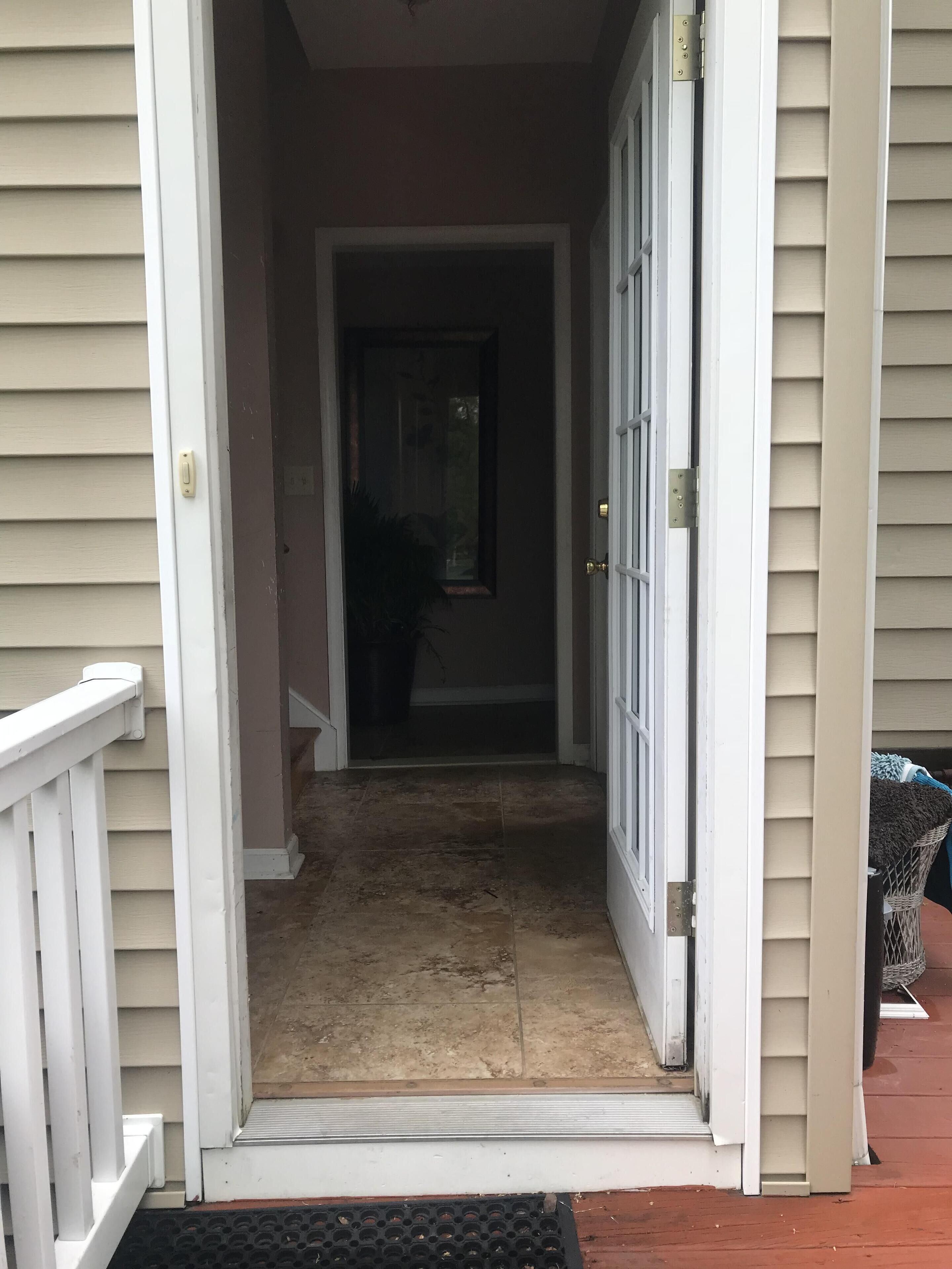 Remodeled 3 bedroom 2 bath home on a half acre 5.5miles from sandy hook beach