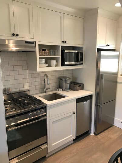 In the Heart of Downtown Carlton - Luxury Cottage for Two 🍷