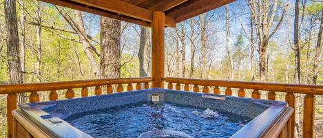 مغطس سبا خارجي