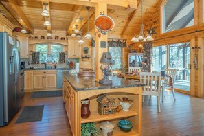 Fridge, microwave, oven, stovetop - Night Moves Over The Smokies: Mountain Views, Top Amenities, Private, near Gatlinburg & Pigeon Forge (Sevierville)