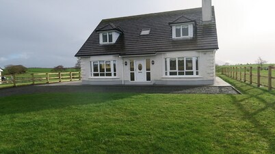 INGLEWOOD - Ballina, Crossmolina Co Mayo Sleeps 8 Sister property to Thistledown