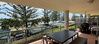 ノースポイントユニット4 - ビーチまでの距離100メートル