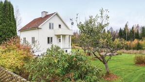 Uklassifisert bilde, 2 av 17, knapp