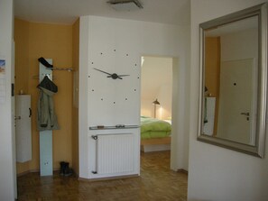 2 bedrooms, travel crib, WiFi, bed sheets