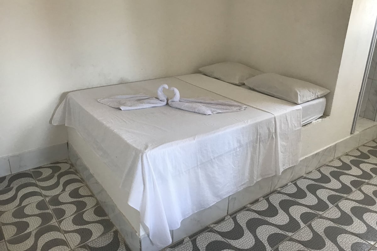 Room, 1 Double Bed | Blackout drapes, iron/ironing board (on request), WiFi (free)