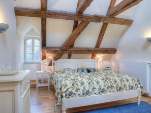 1 chambre, coffres-forts dans les chambres, bureau, Wi-Fi