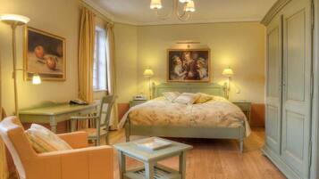 1 Schlafzimmer, Zimmersafe, Schreibtisch, WLAN