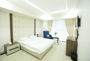 Comfort Double Room, 1 King Bed, City View