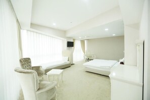 Desk, soundproofing, iron/ironing board, free WiFi - CONTINENT HOTEL (Baku)