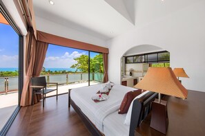 4 bedrooms, in-room safe, free WiFi, bed sheets