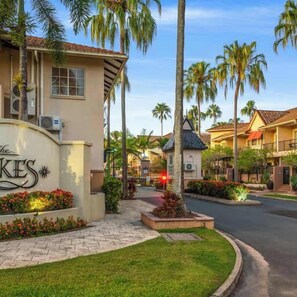 Exterior - Official Lakes Resort One Bedroom Apartments (Cairns North)