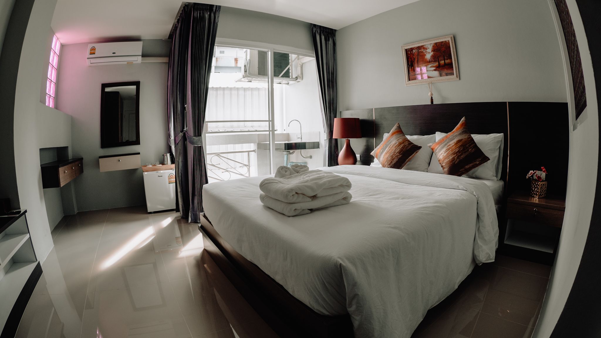 Double Room | Living room | Flat-screen TV