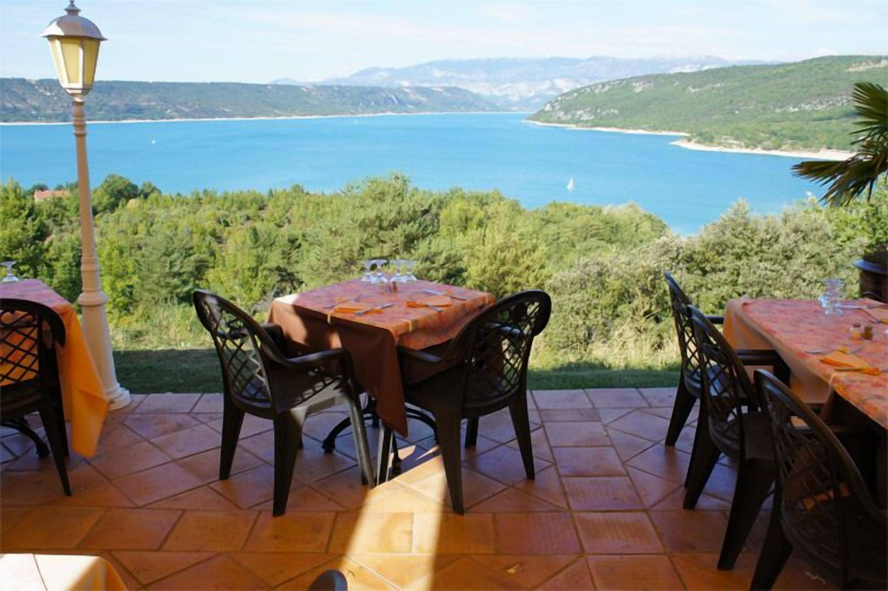 breakfast, lunch, dinner served; local cuisine