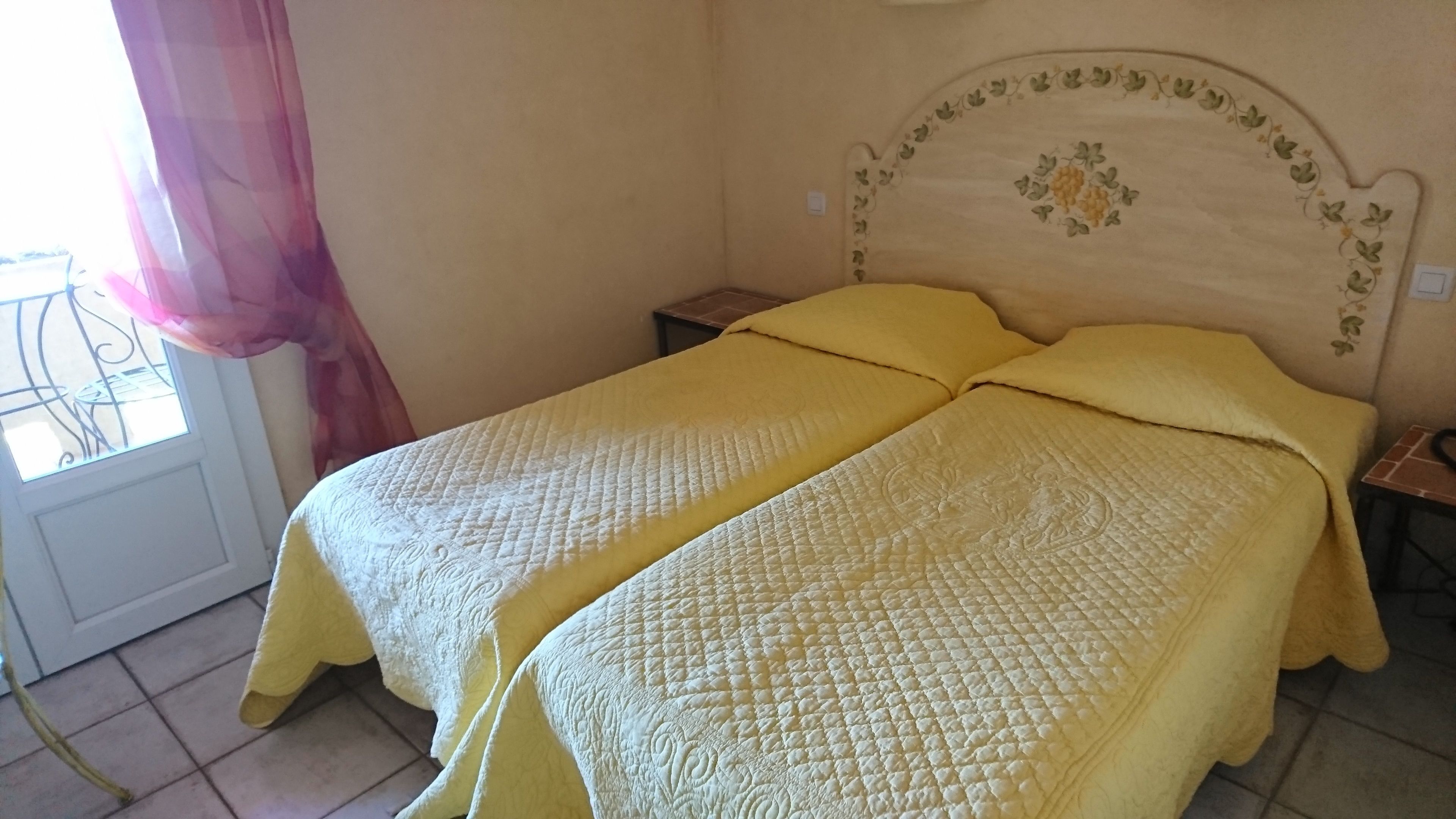 triple room, balcony | 1 bedroom, individually decorated, individually furnished, free wifi