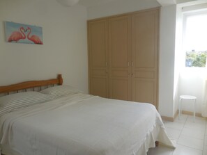 2 Schlafzimmer, Bügeleisen/Bügelbrett, WLAN, Bettwäsche