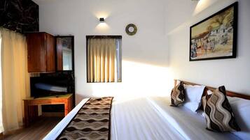 Executive Cottage, Valley View | 1 bedroom, in-room safe, desk, iron/ironing board (on request)