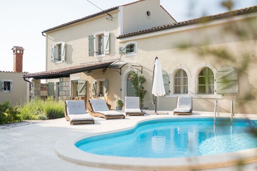 The rustic villa Allure in Istria with private pool