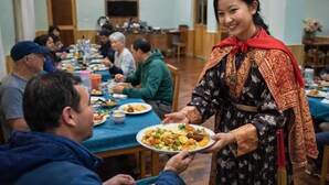 تناول الطعام