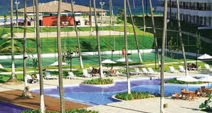 Anchor Flat Resort, Beira Mar, 02 km from the town of Porto de Galinhas, 06 people.