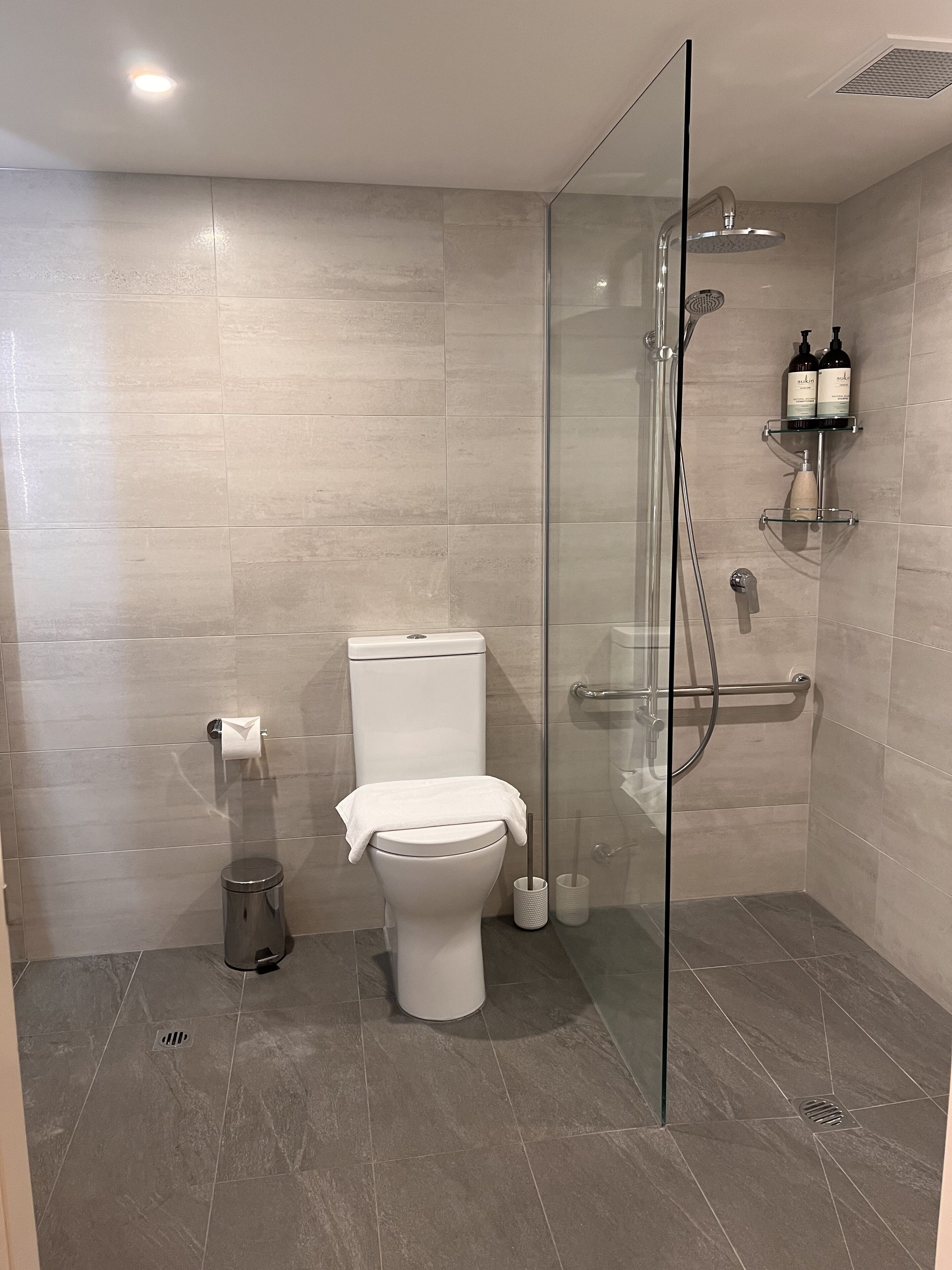 Spacious Salamanca apartment  — image 12