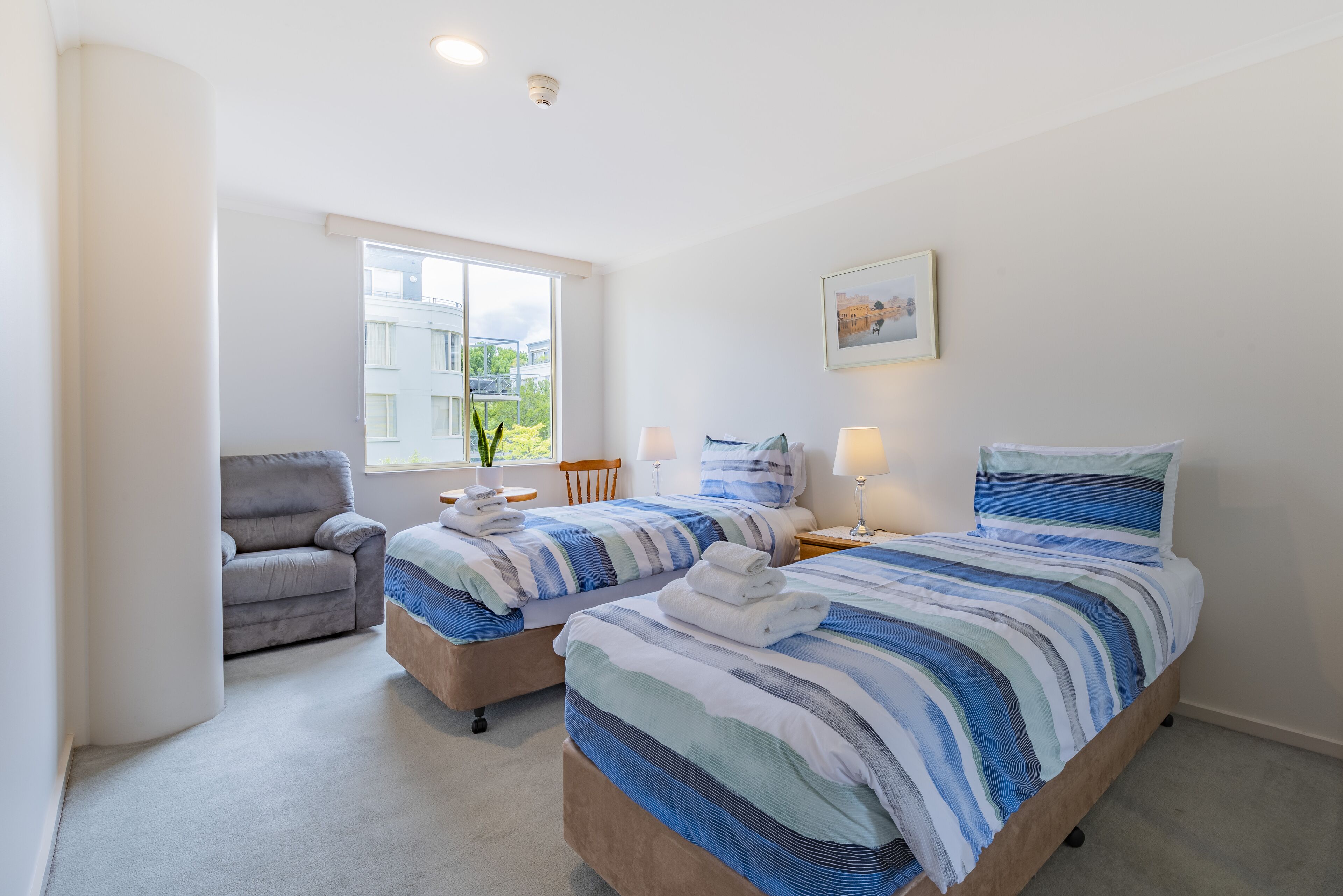 Spacious Salamanca apartment  — image 8