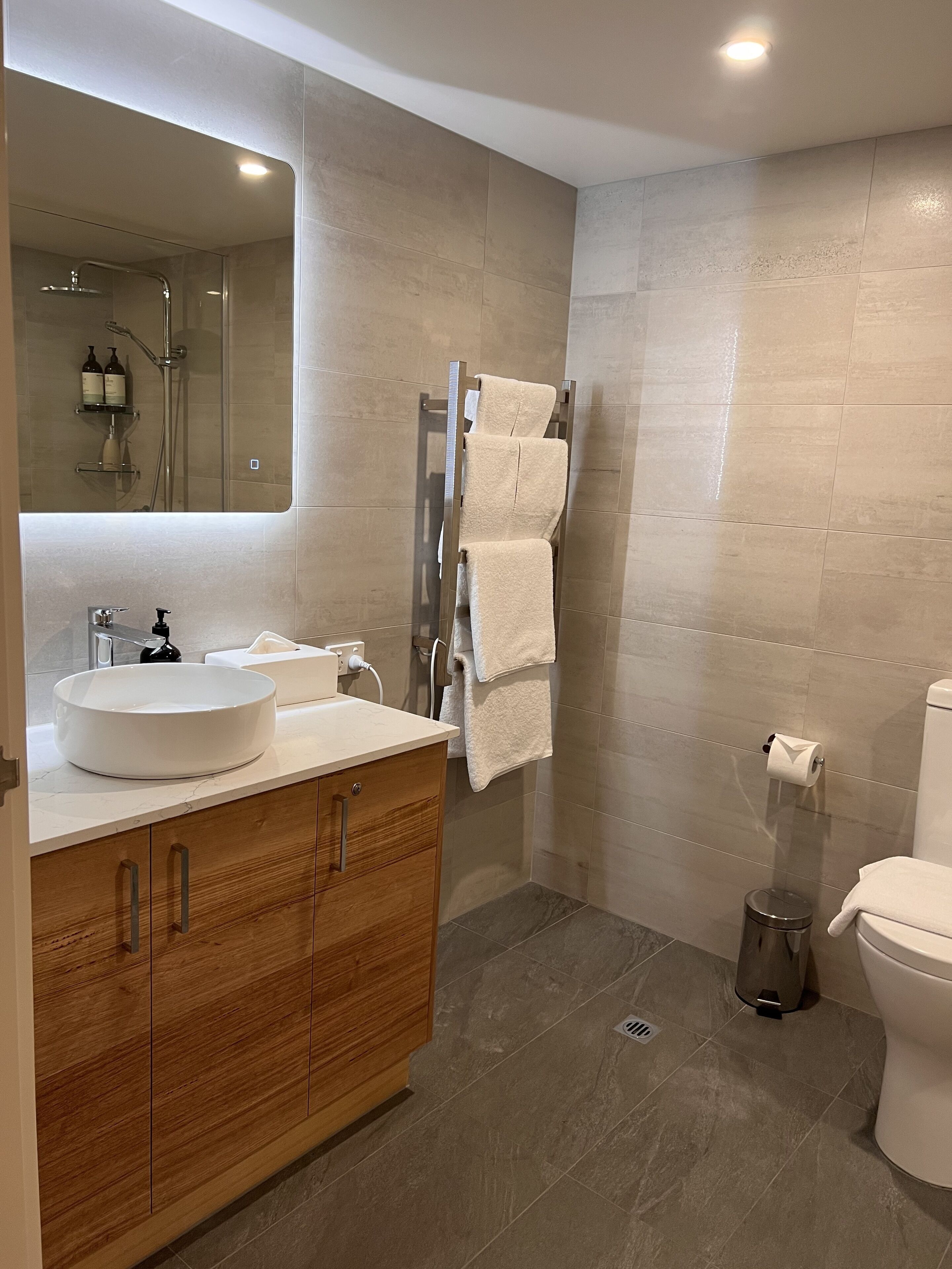 Spacious Salamanca apartment  — image 13