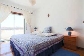 2 Schlafzimmer, Bügeleisen/Bügelbrett, Internetzugang, Bettwäsche