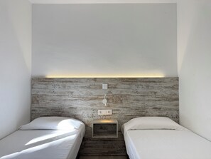 1 chambre, accès au Wi-Fi (inclus), literie fournie