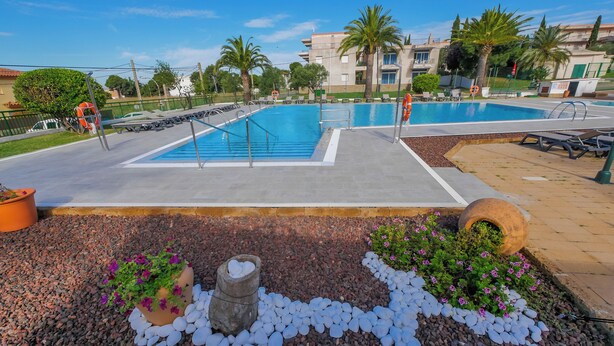 Pool - Agi Rescator 302 Apartamento for rent in Roses Girona. (Roses)