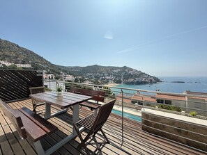 Outdoor dining - Agi Rodas Bajo 1 Apartamento for rent in Roses Girona. (Roses)