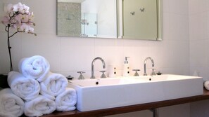 Free toiletries, bathrobes