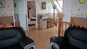 2 chambres, bureau, fer et planche Ă repasser, Wi-Fi gratuit