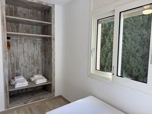 1 chambre, Wi-Fi gratuit, draps fournis