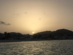 Beach - Great view of Sunset (Philipsburg)
