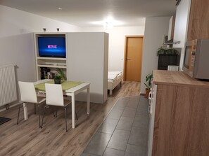 1 quarto, ferros/tábuas de passar roupa, Wi-Fi, roupa de cama