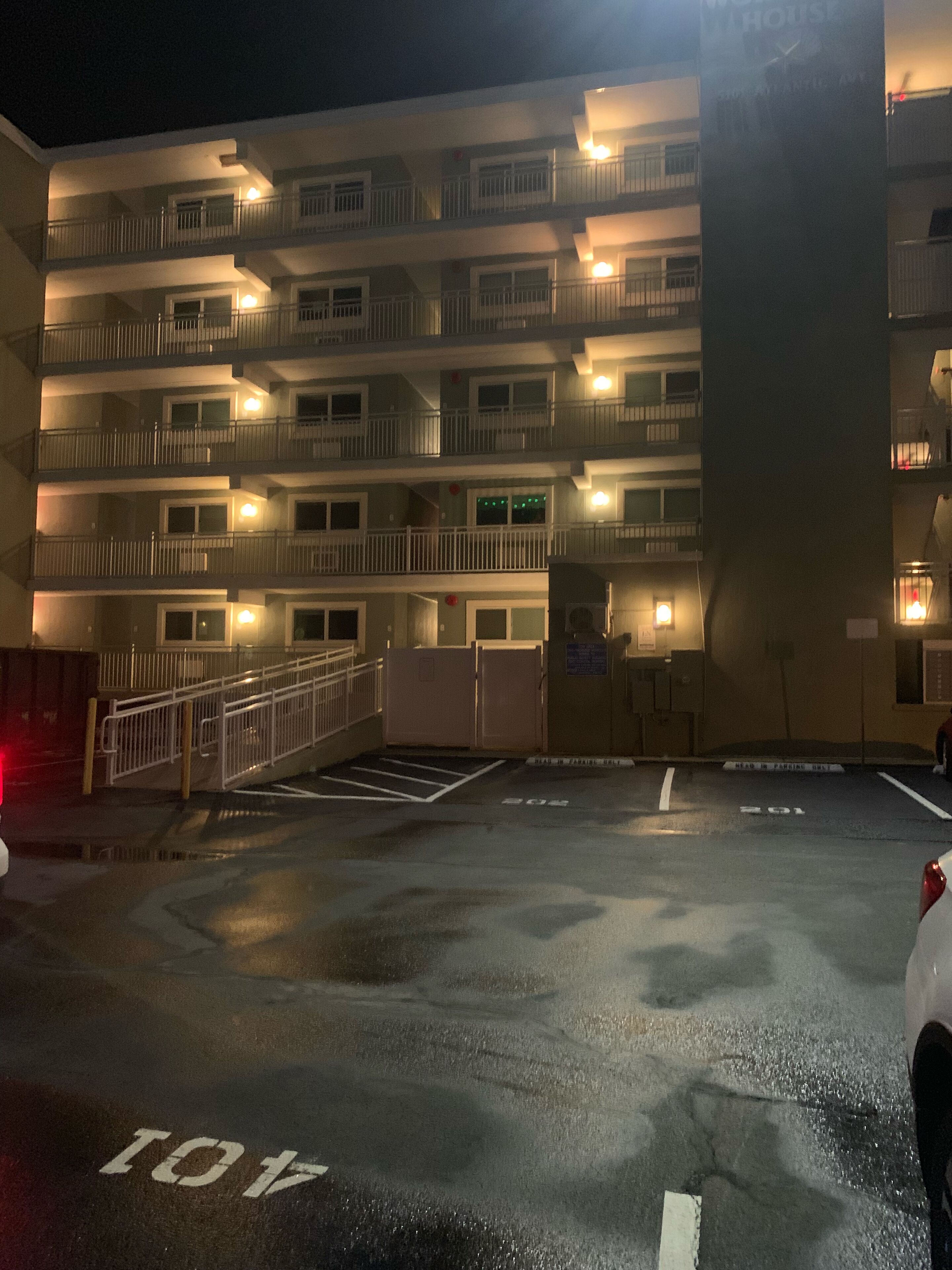 住宿地面