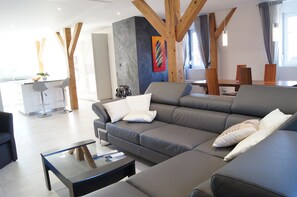 Televisie, tafelvoetbal en boeken