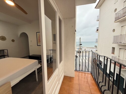 Agi Macia 12 Apartamento for rent in Roses Girona.