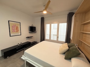 1 bedroom, iron/ironing board, free WiFi, bed sheets